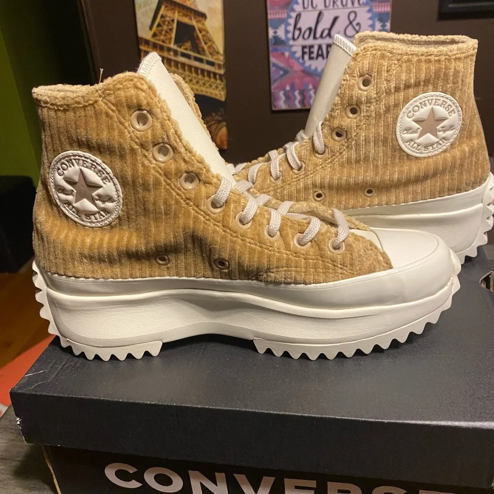 Converse Run Star Hike Corduroy High-Top Sneakers in Tan and White - Picture 1 of 5